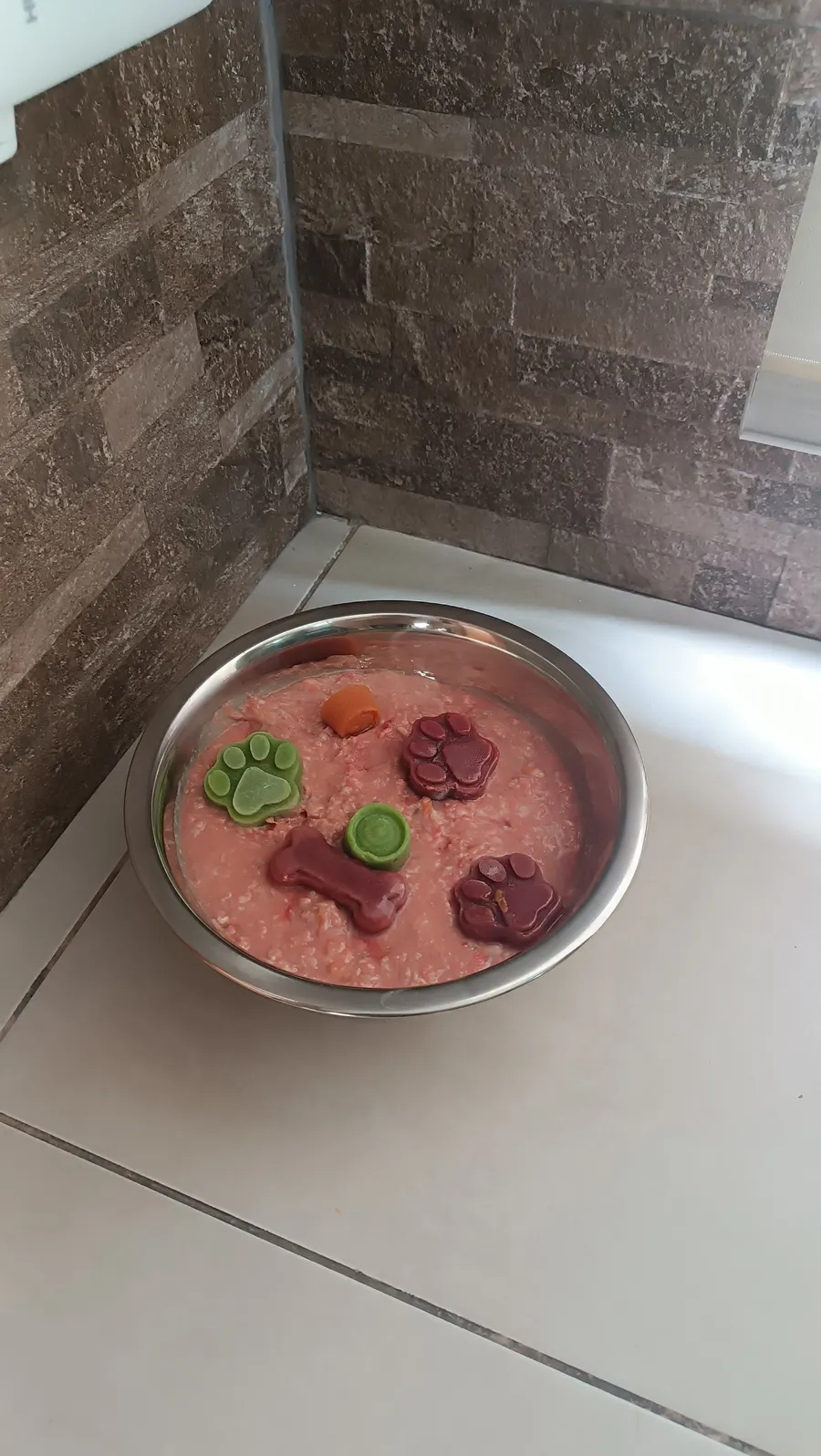Comida natural BARF de CRUBO a domicilio en Quito