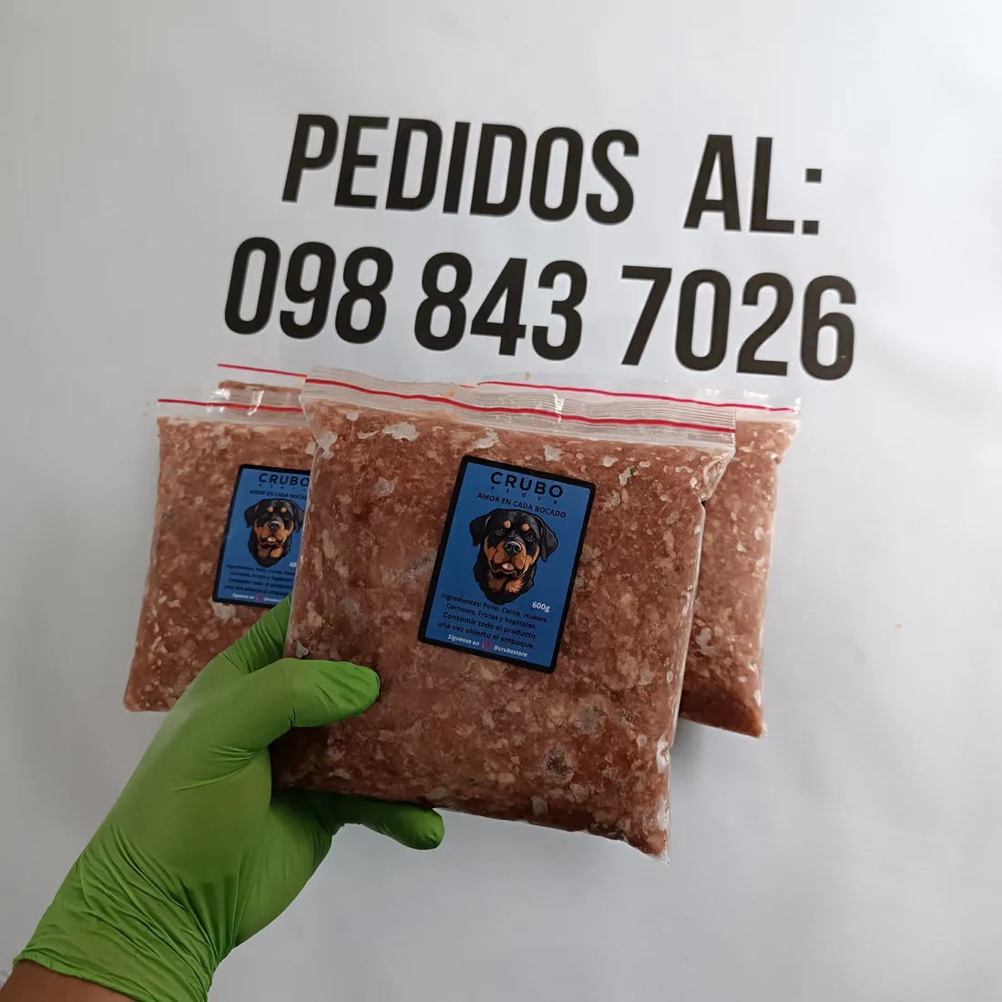 ¿Cuánto come un Rottweiler para estar fuerte y no pasado de peso?