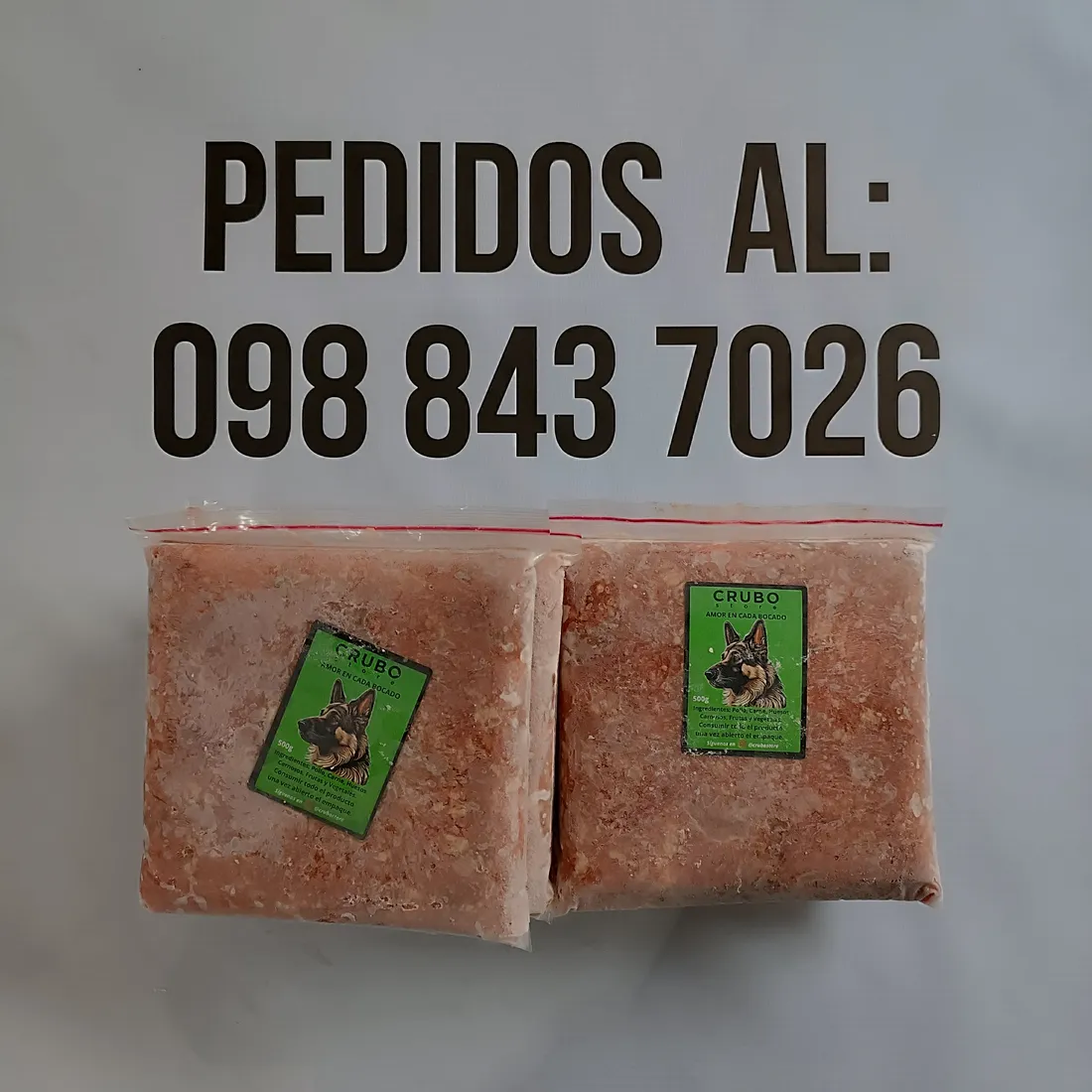 Perro Salchicha: cada gramo de más le pesa en esa espalda larga